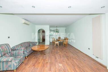 Продажа - Квартира у Каменица 1,  Пловдив