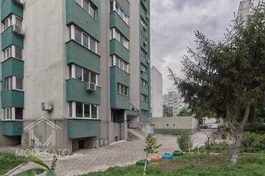 Vânzare - Apartament în Zornița,  Burgas
