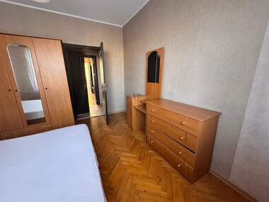 Vânzare - Apartament în Storgozia,  Pleven