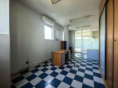 For rent - Office/Store/Storage/Beauty saloon in Drujba 3,  Ruse