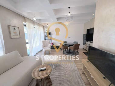 Închiriere - Apartament în Briz,  Varna