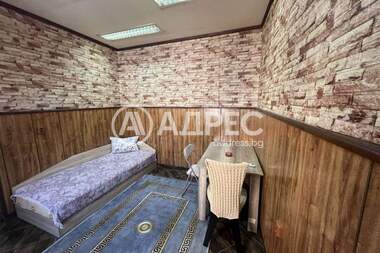 Наем - Апартамент в Център,  Варна