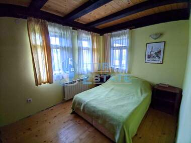Verkauf - Haus in Elena,  Weliko Tarnowo