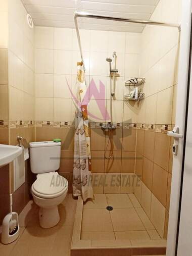 For rent - Apartment in Kolhozen pazar,  Varna