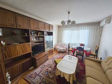 For sale - Apartment in Charodeyka - Iug,  Ruse