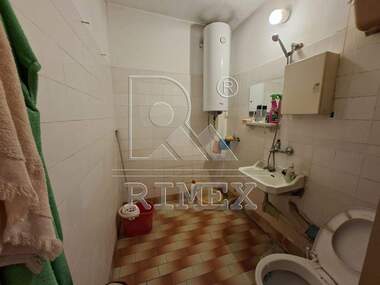 For sale - Apartment in Izgrev,  Plovdiv