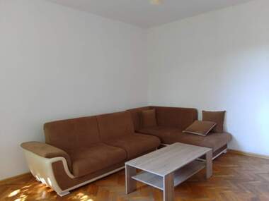 Miete - Wohnung in Zentar,  Weliko Tarnowo