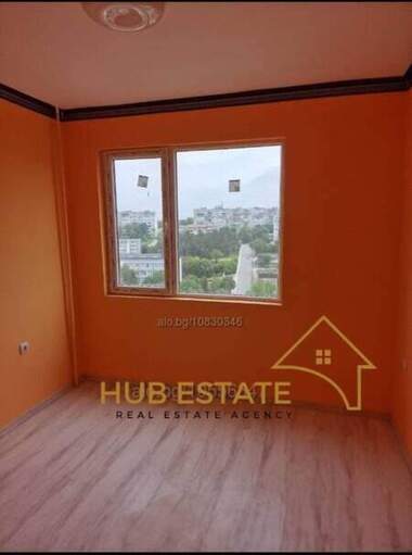Продажба - Апартамент в Строител,  Добрич