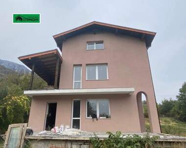 Vânzare - Casă în Liutibrod,  Vrața