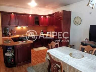Miete - Wohnung in Kütschuk Parij,  Plowdiw