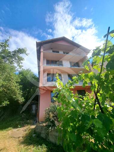 For sale - House in Svoge,  Sofia Oblast