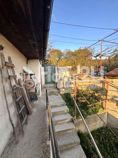 Продажба - Къща в Боровец - Юг,  Варна