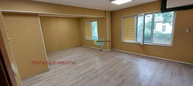For rent - Office in Kapana,  Plovdiv