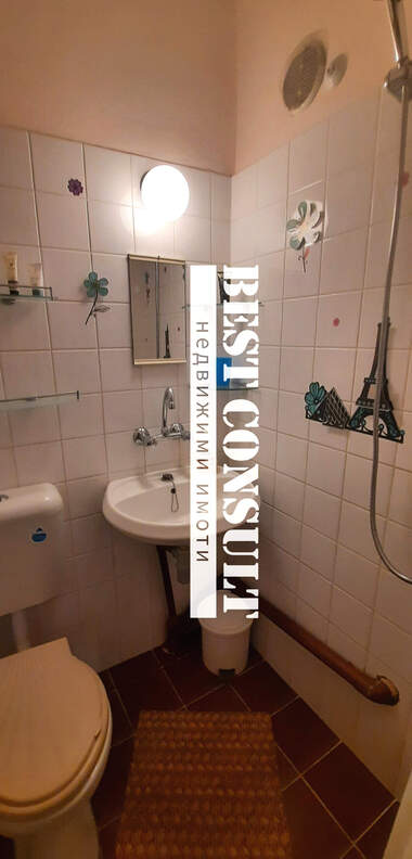 Miete - Wohnung in Wazrajdane,  Ruse