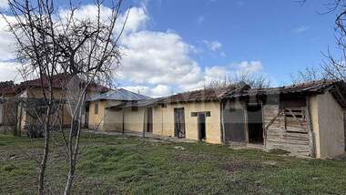 Vânzare - Casă în Liuliakovo,  Dobrice