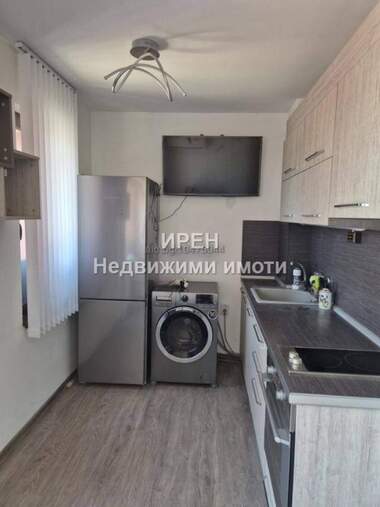 Verkauf - Wohnung in Zentar,  Iambol
