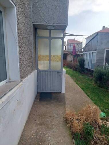 Vânzare - Etaj din casă în Kavarna,  Dobrice