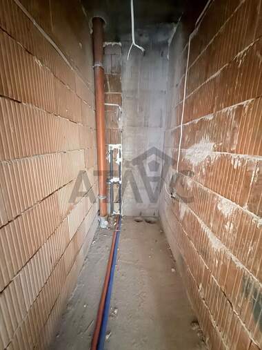 Продажба - Апартамент в Остромила,  Пловдив