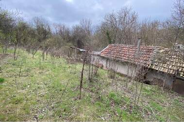 Продажба - Къща в Арменски лозя,  Разград