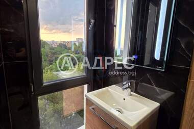 Vânzare - Apartament în Avtogara,  Varna