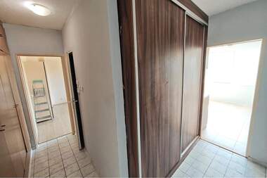 For rent - Apartment in Centralen iujen raion,  Ruse