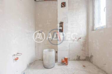 Vânzare - Apartament în Vinița,  Varna