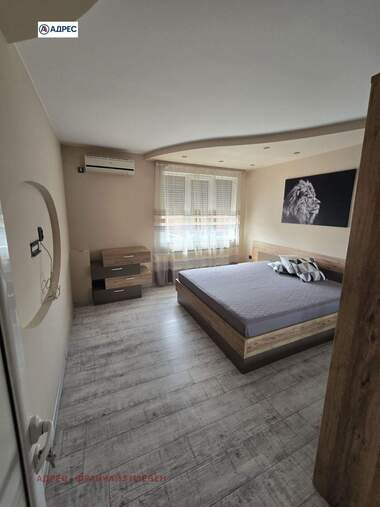 For sale - Floor of a house in Opanets,  Pleven