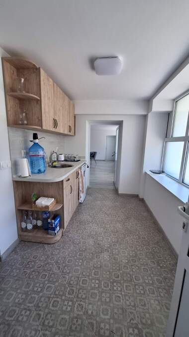 For rent - Office/Beauty saloon/Dental office in Koliu Ficheto,  Veliko Tarnovo