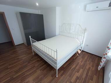 Închiriere - Apartament în Țentăr,  Burgas
