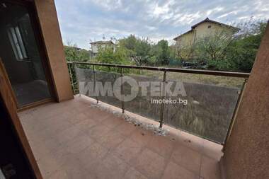 For sale - House in Voluiak,  Sofia