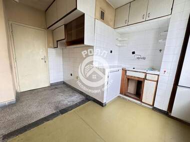 For sale - Apartment in Kiuchuk Parij,  Plovdiv