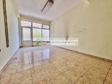 For rent - Store/Office/Storage/Beauty saloon/Venue/Dental office in Drujba 1,  Haskovo