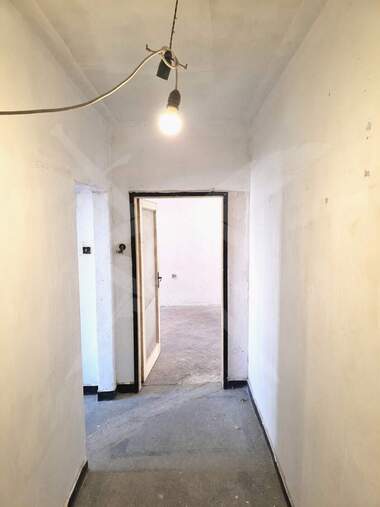Vânzare - Apartament în Atia,  Burgas
