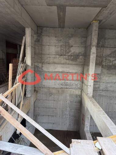 Продажба - Апартамент в Център,  София