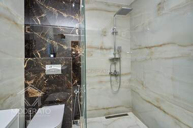 Продажба - Апартамент в Център,  Бургас