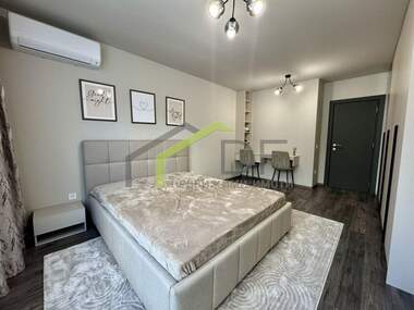Vânzare - Apartament în Izgrev,  Varna