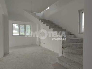 For sale - House in Trakata,  Varna