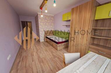 Închiriere - Apartament în Levski,  Varna