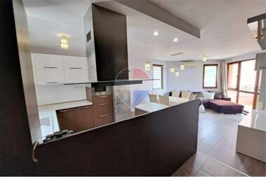 Kira - Apartman olarak Vazrajdane 3,  Varna