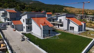 For sale - House in Belashtica,  Plovdiv