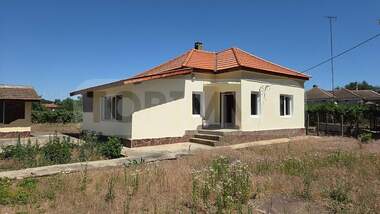 Vânzare - Casă în Dropla,  Dobrice