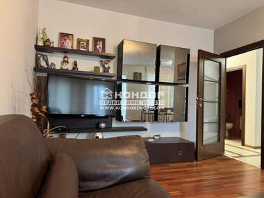 Vânzare - Apartament în Center,  Plovdiv
