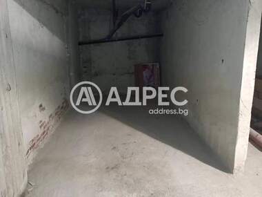 Продажба - Паркомясто в Център,  Варна
