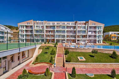 Satış - Apartman olarak Koşarica,  Burgas