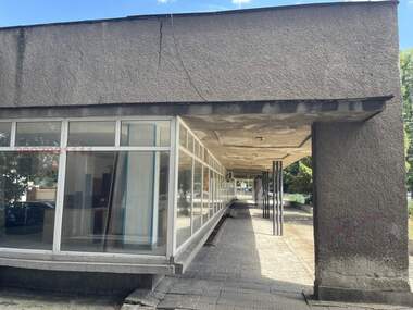 Satış - Dükkan/Ofis/Depo/Güzellik salonu/Yer/Diş ofisi olarak Centar,  Iambol