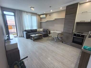 Miete - Wohnung in Lazur,  Burgas