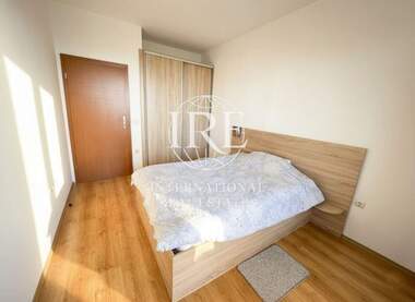 Продажба - Апартамент в Траката,  Варна
