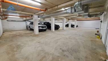 For sale - Garage in Ideal City Center,  Pleven