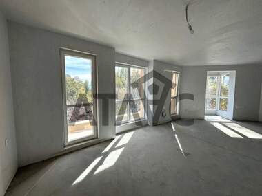 Vânzare - Apartament în Sădiîski,  Plovdiv
