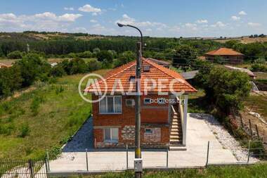 For sale - House in Selci,  Plovdiv